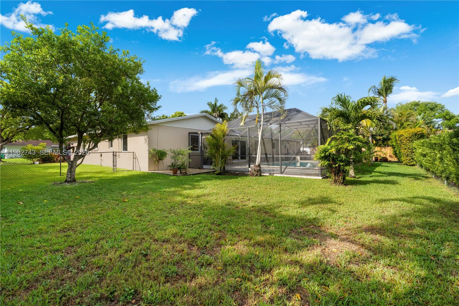 COUNTRY CLUB GROVE PART 3 - Residential