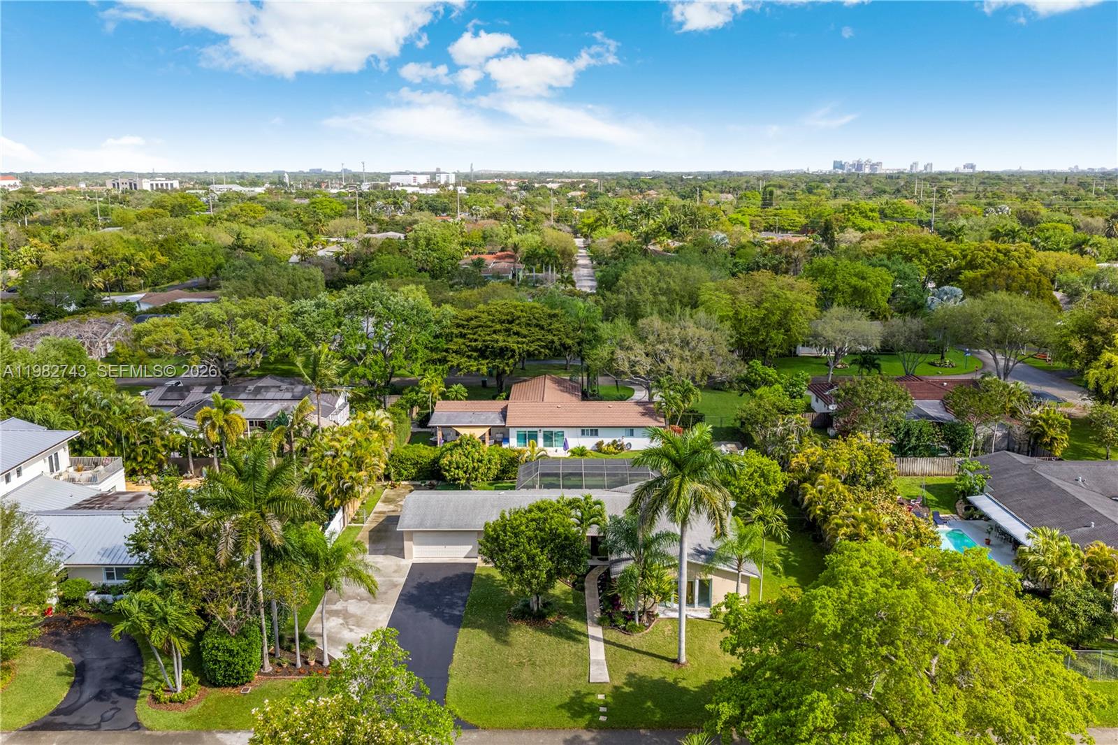 COUNTRY CLUB GROVE PART 3 - Residential