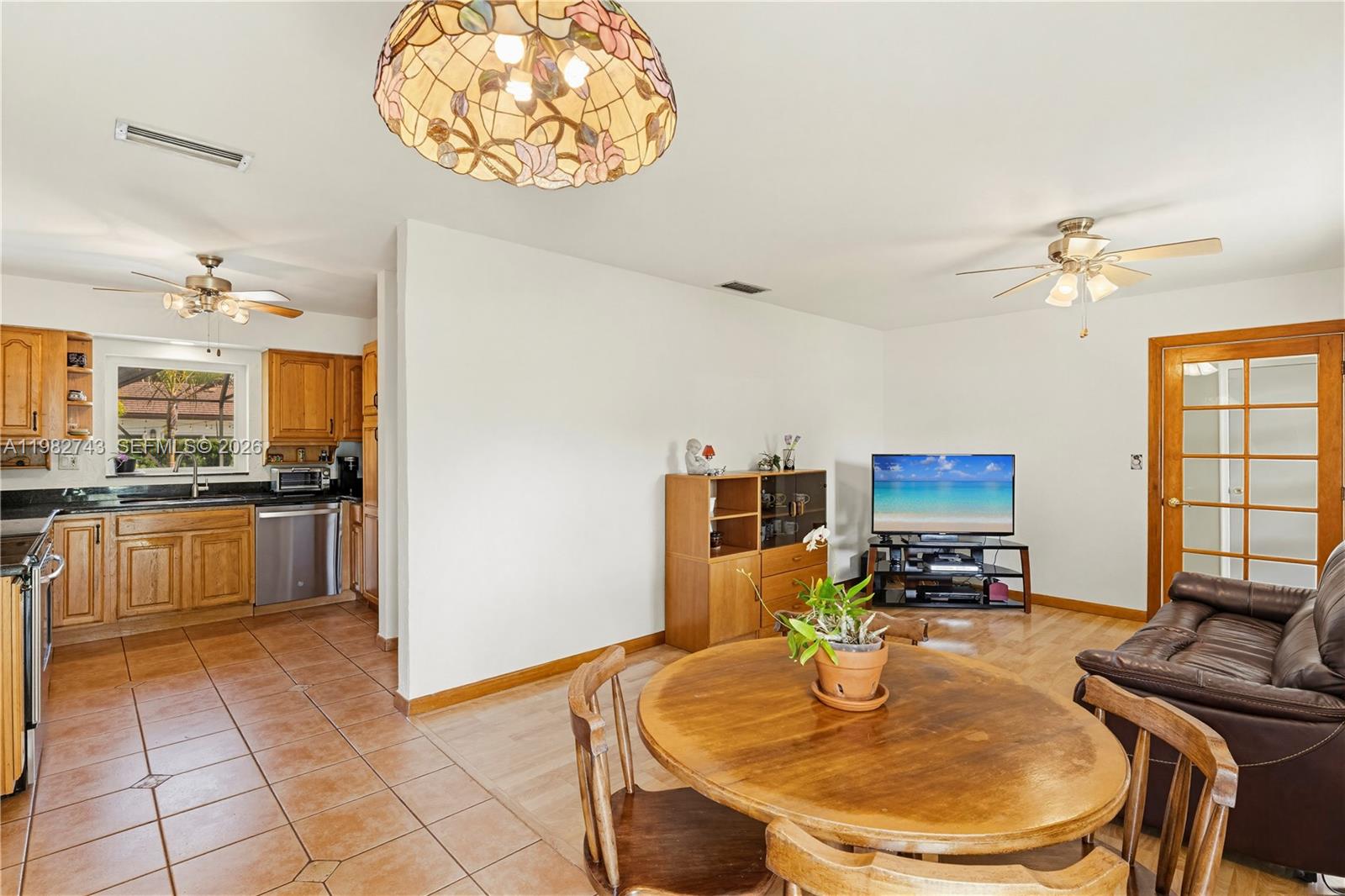 COUNTRY CLUB GROVE PART 3 - Residential