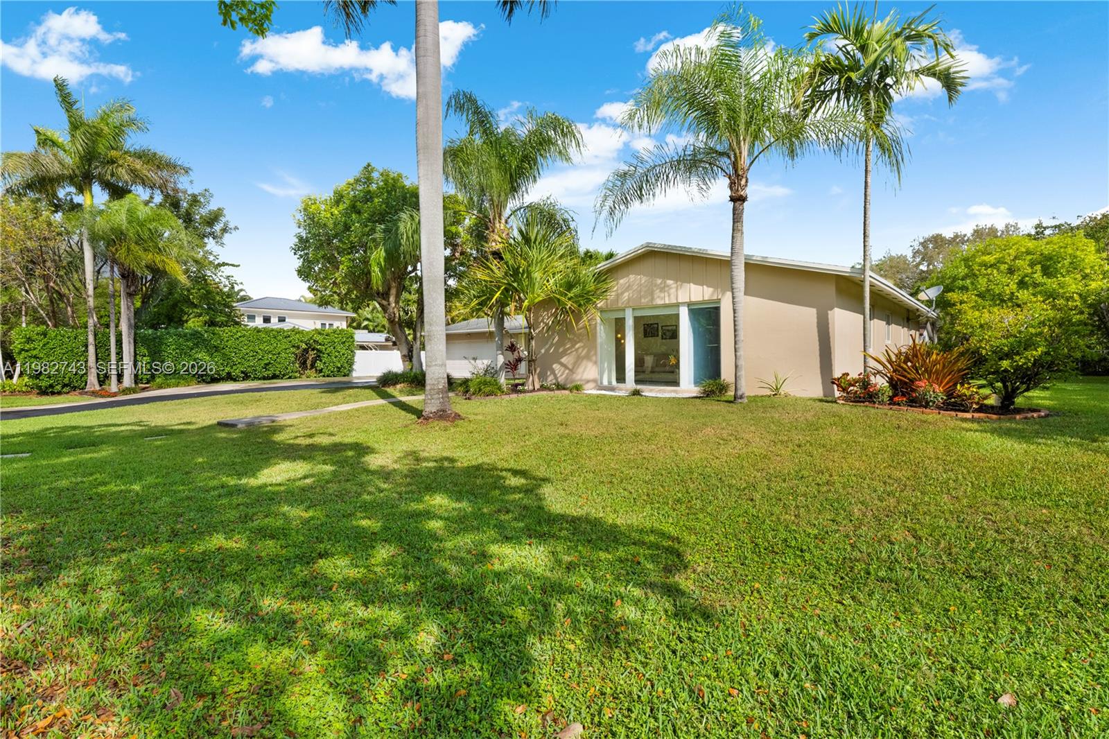 COUNTRY CLUB GROVE PART 3 - Residential