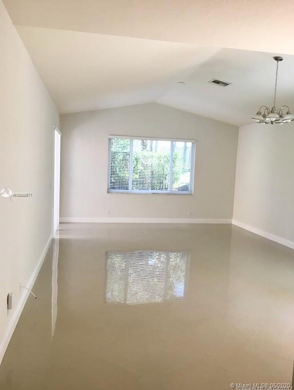 HERON BAY 4 - Residential Lease