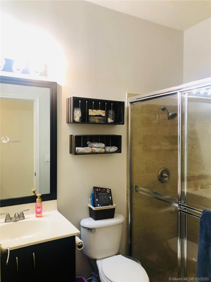 HERON BAY 4 - Residential Lease