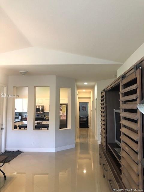 HERON BAY 4 - Residential Lease