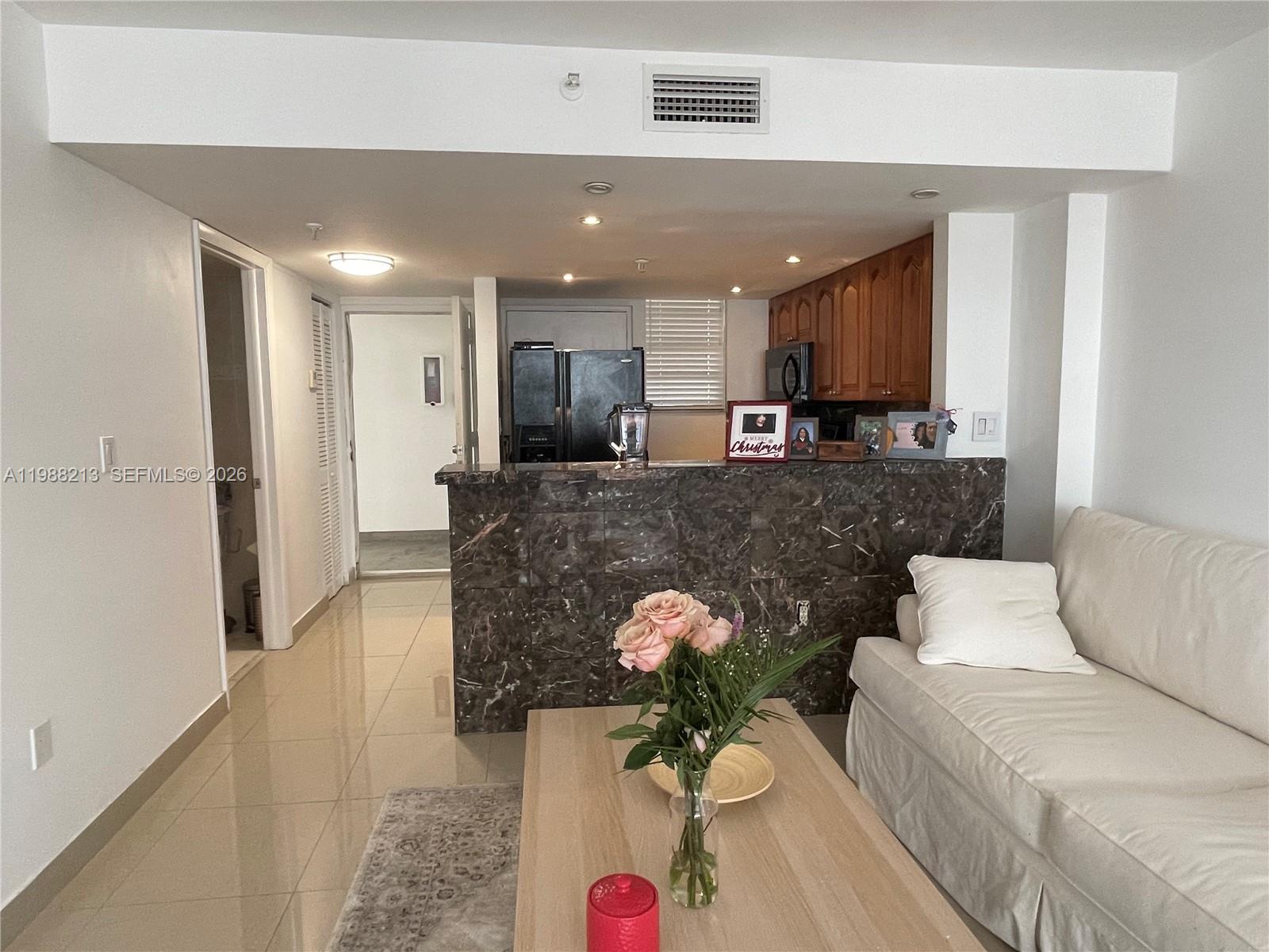 INDIAN CREEK CL MARINA CO - Residential