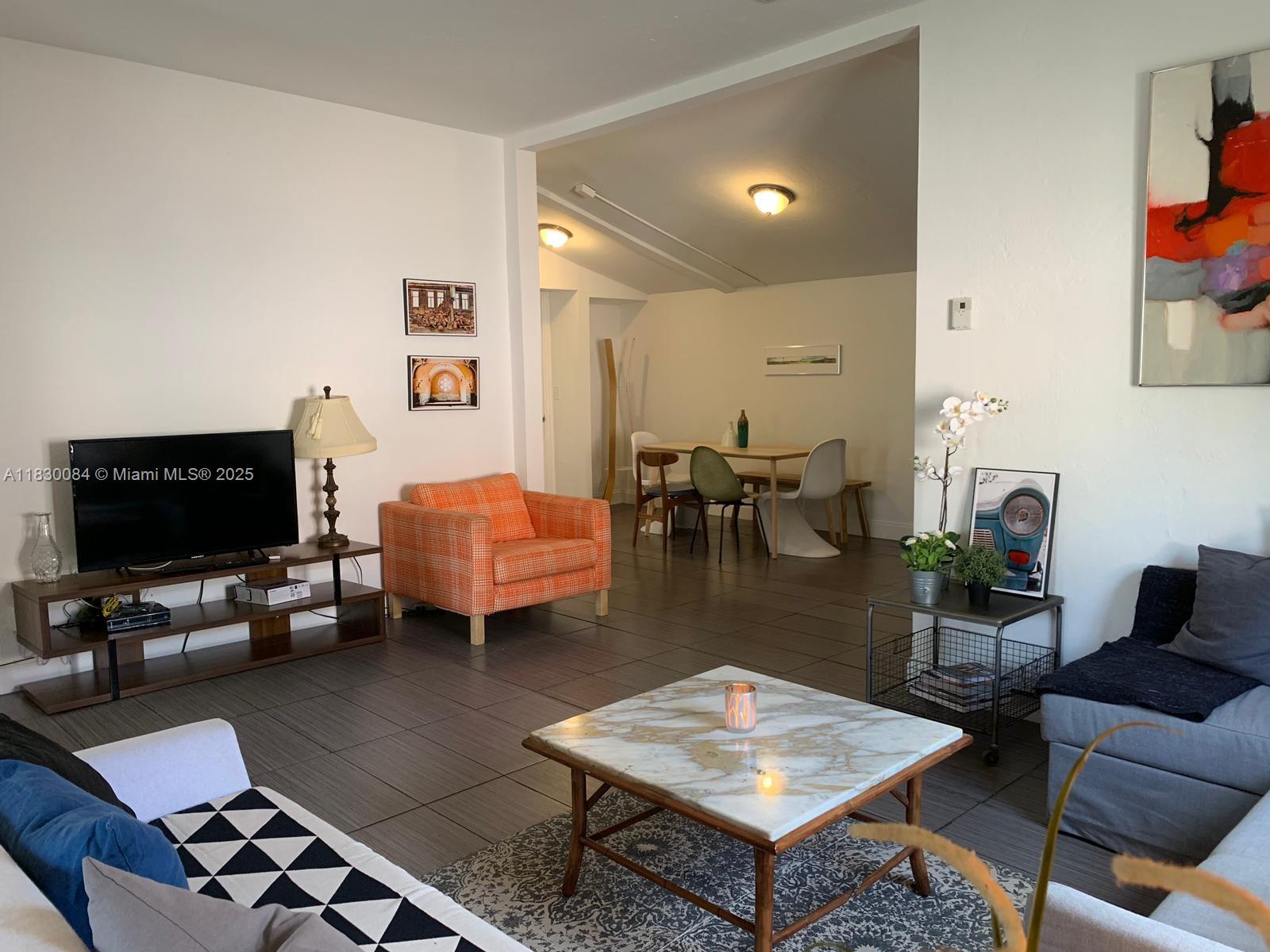 68 NW 45th St