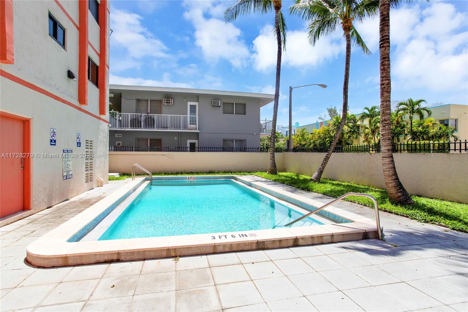 FRANCES CONDO APTS - Residential