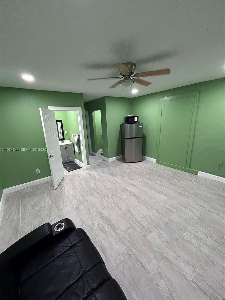 This newly renovated efficiency offers a clean, modern living space designed for comfort and convenience. Featuring updated finishes and a fresh interior, the unit includes water and electricity, providing added value and simplified monthly budgeting. Flexible 6-month lease terms with renewable options are available, and lease terms are negotiable to accommodate the right tenant. Conveniently located between the Florida Turnpike and University Drive, you’ll enjoy quick access to major roadways, shopping, dining, and everyday essentials. No minimum credit score is required. Move-in ready and ideally situated, this is a great opportunity for comfortable living in a well-connected area.