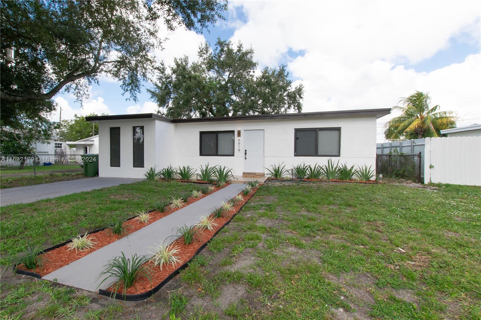 SOUTH BROWARD RANCHES NO - Residential
