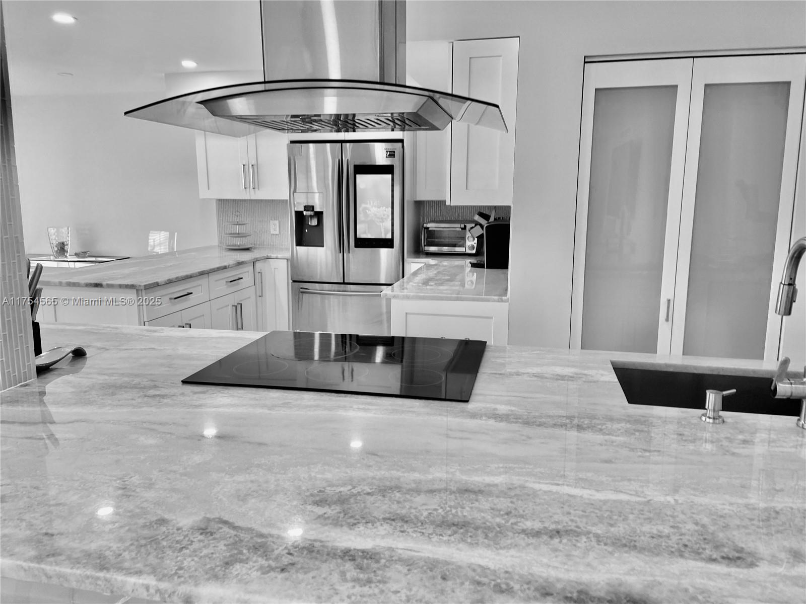 PLAYA DEL MAR CONDO - Residential Lease