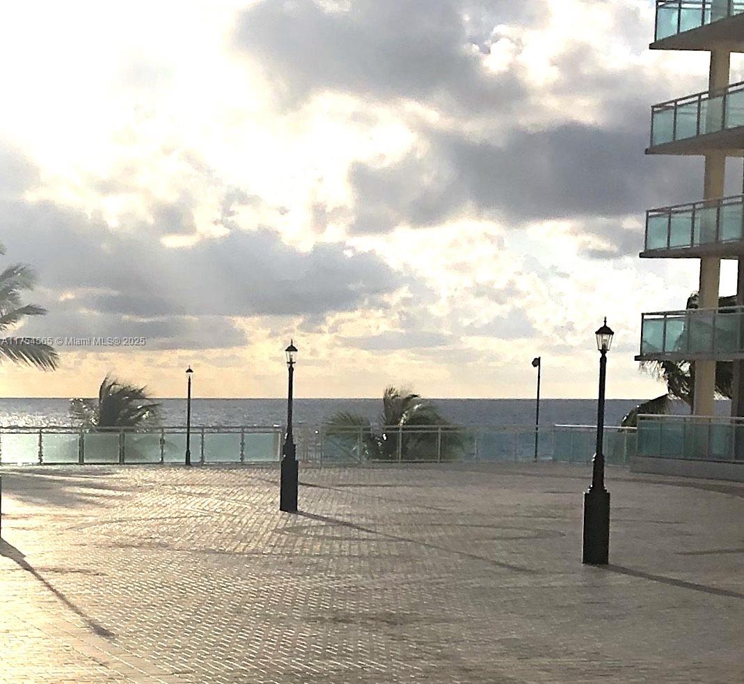 PLAYA DEL MAR CONDO - Residential Lease