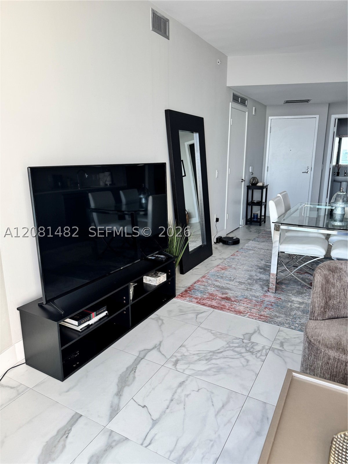 2900 NE 7th Ave 3608