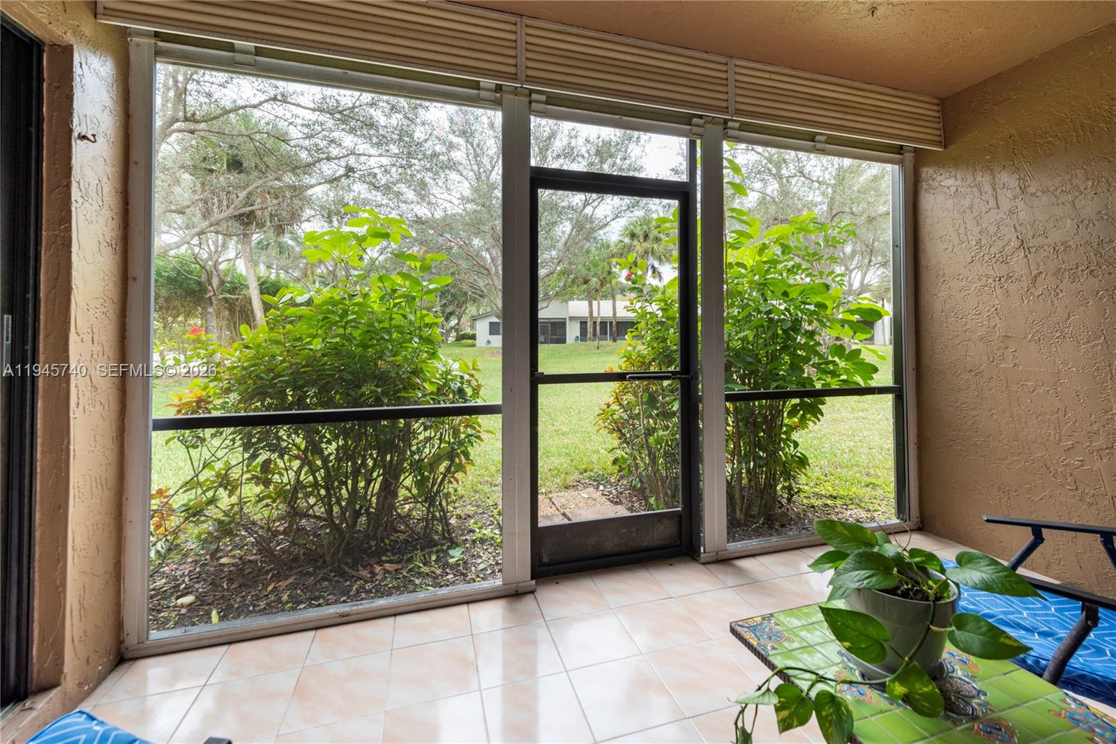 VILLAS OF BONAVENTURE AT - Residential