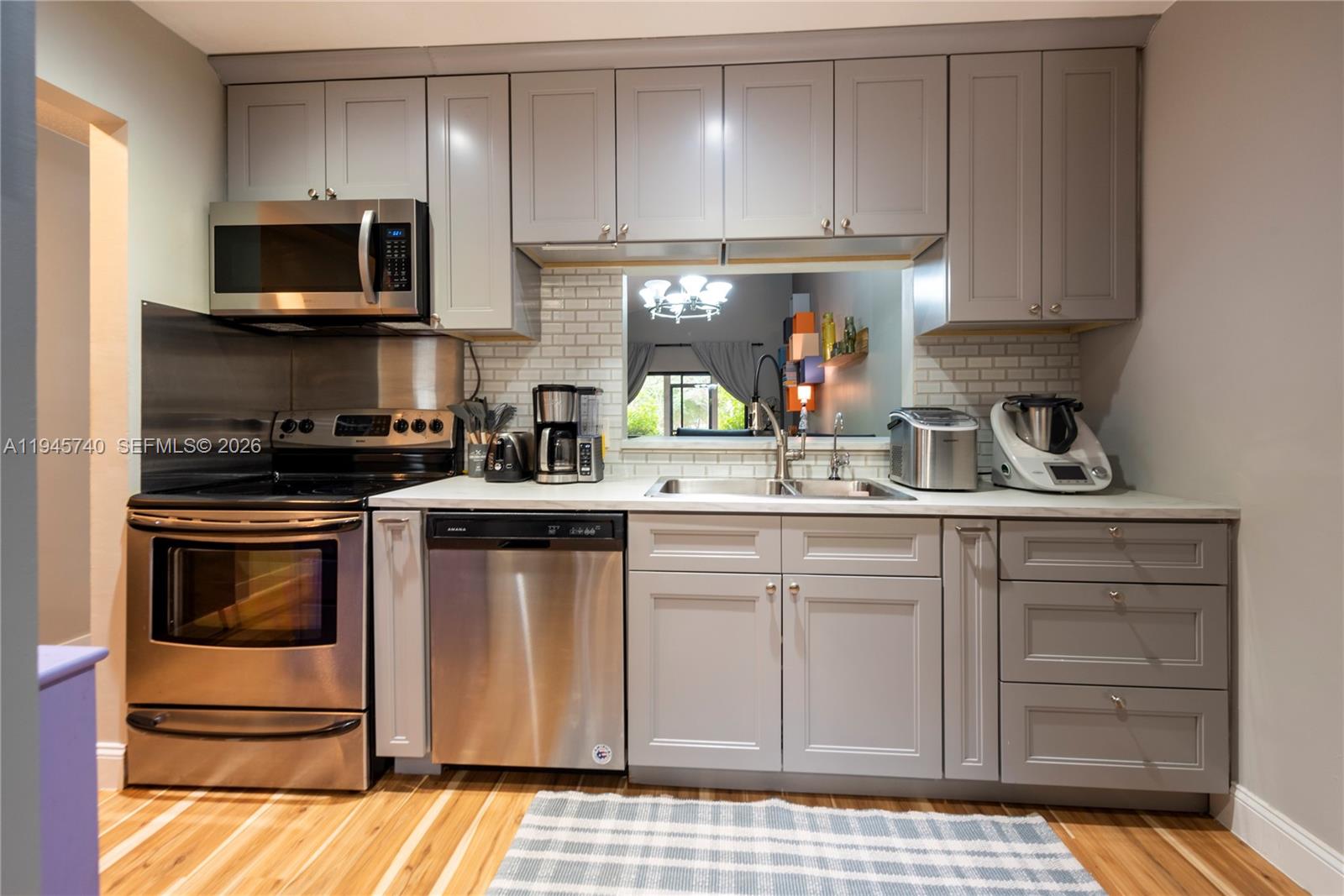 VILLAS OF BONAVENTURE AT - Residential