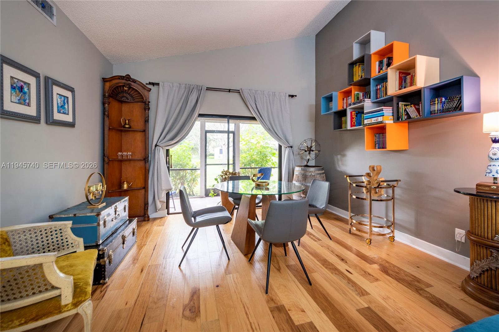 VILLAS OF BONAVENTURE AT - Residential