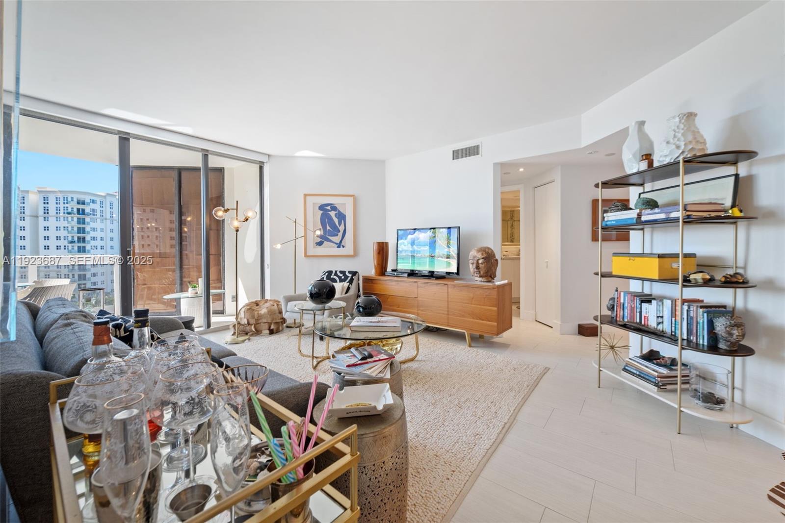 THE LANDMARK CONDO - Residential Lease