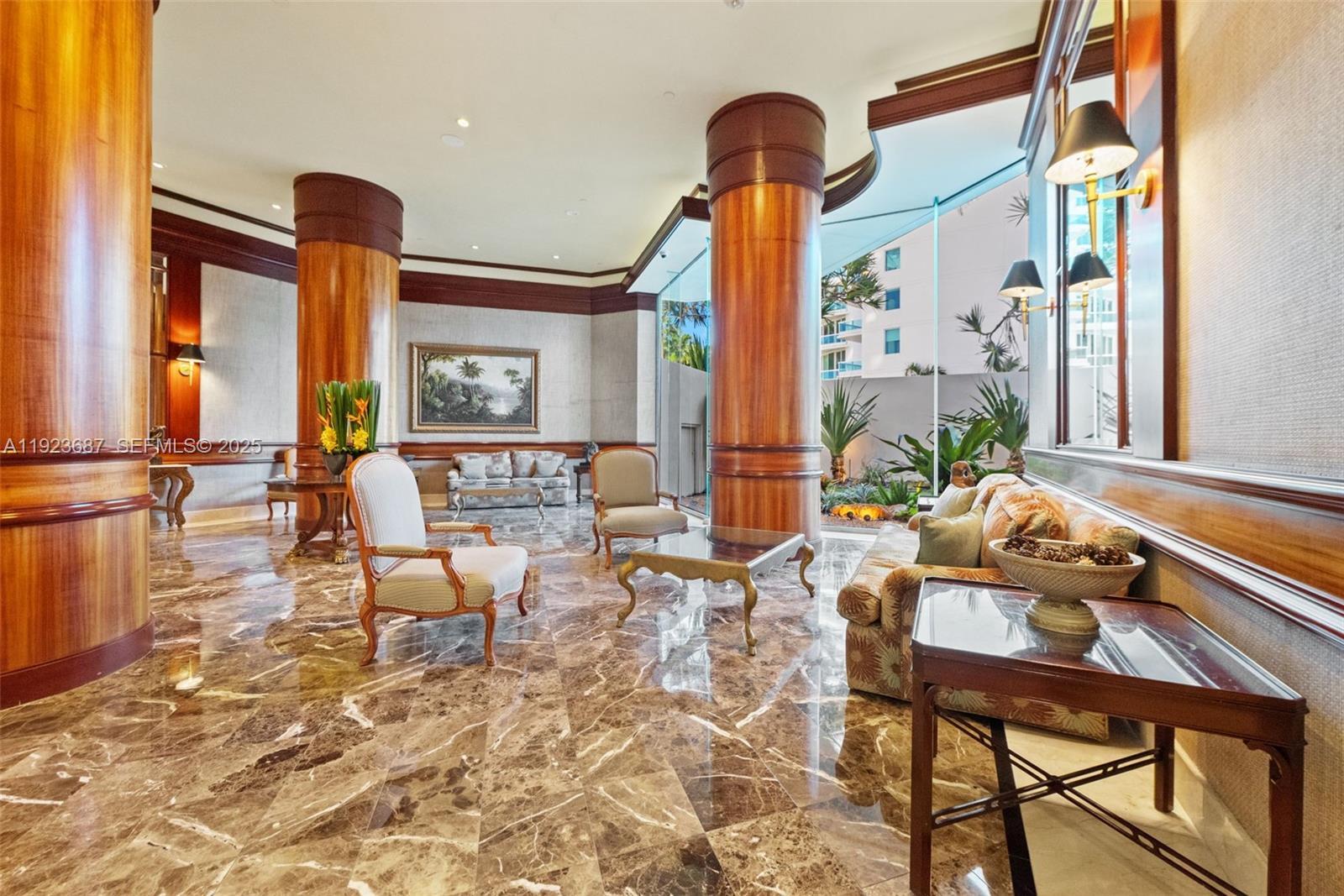 20185 E Country Club Dr 904