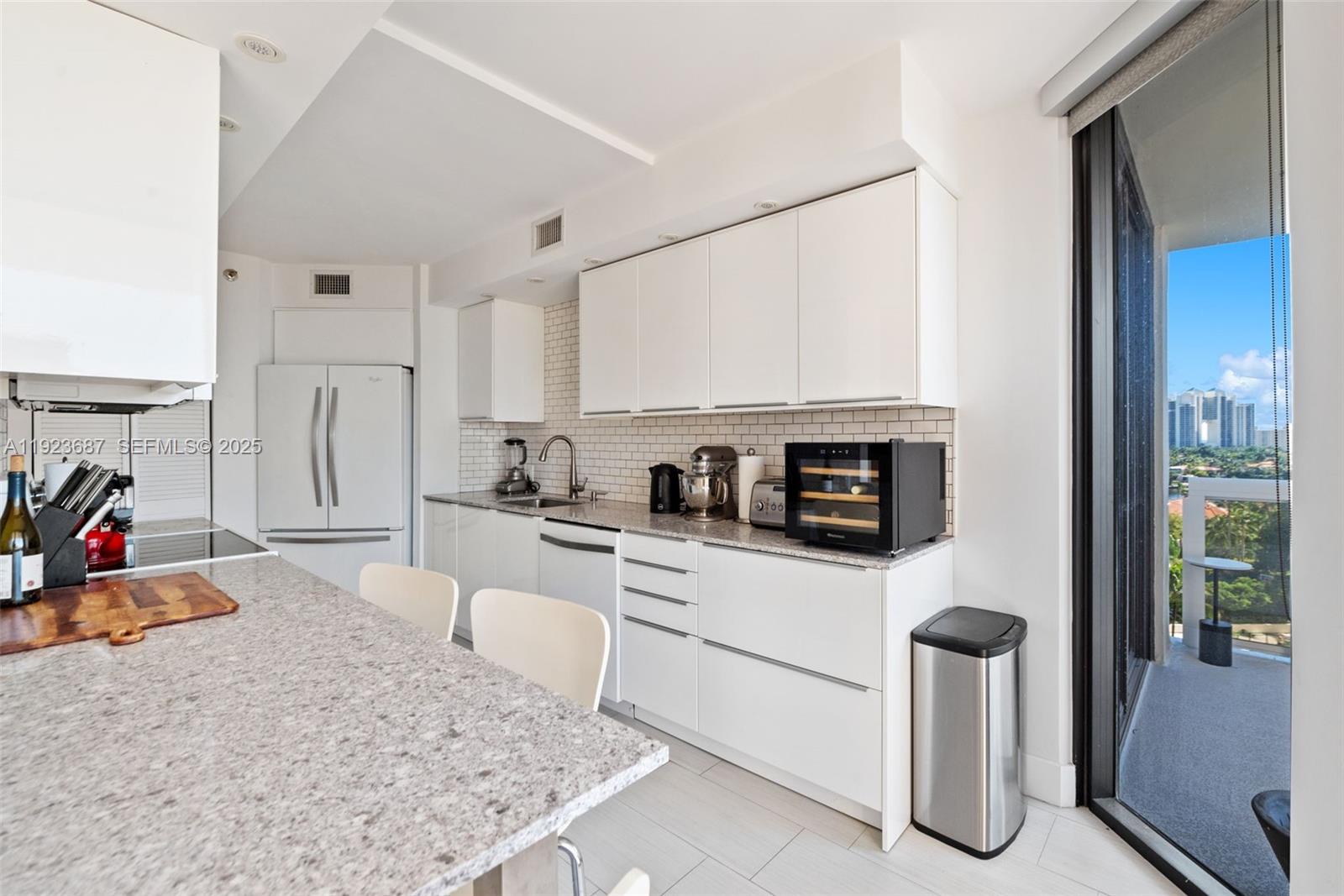 THE LANDMARK CONDO - Residential Lease