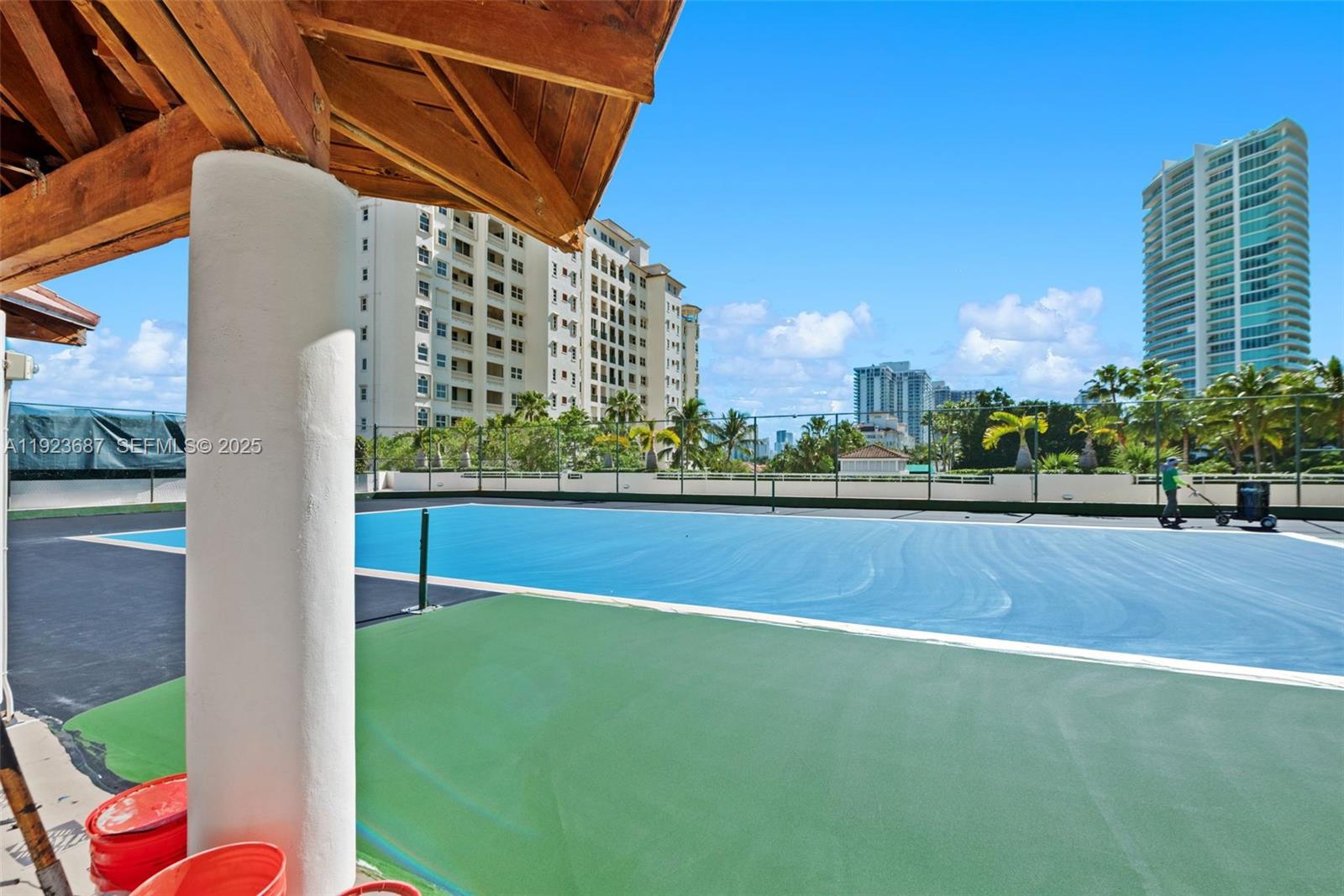 THE LANDMARK CONDO - Residential Lease