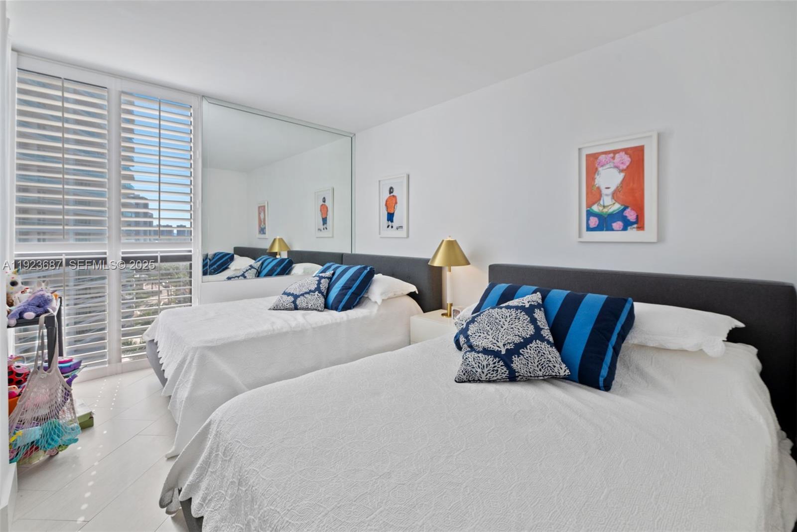 THE LANDMARK CONDO - Residential Lease