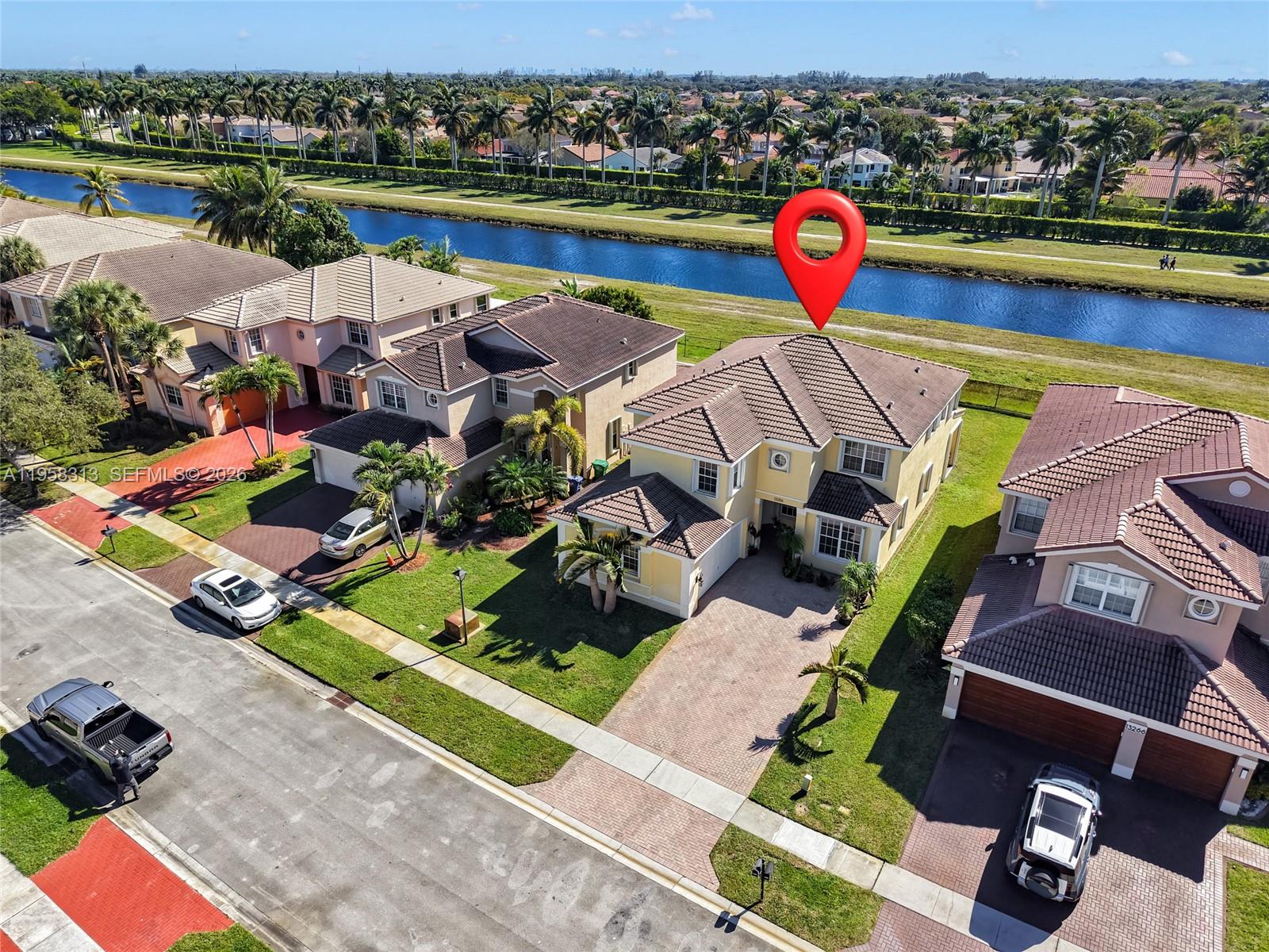 SILVER FALLS - Residential