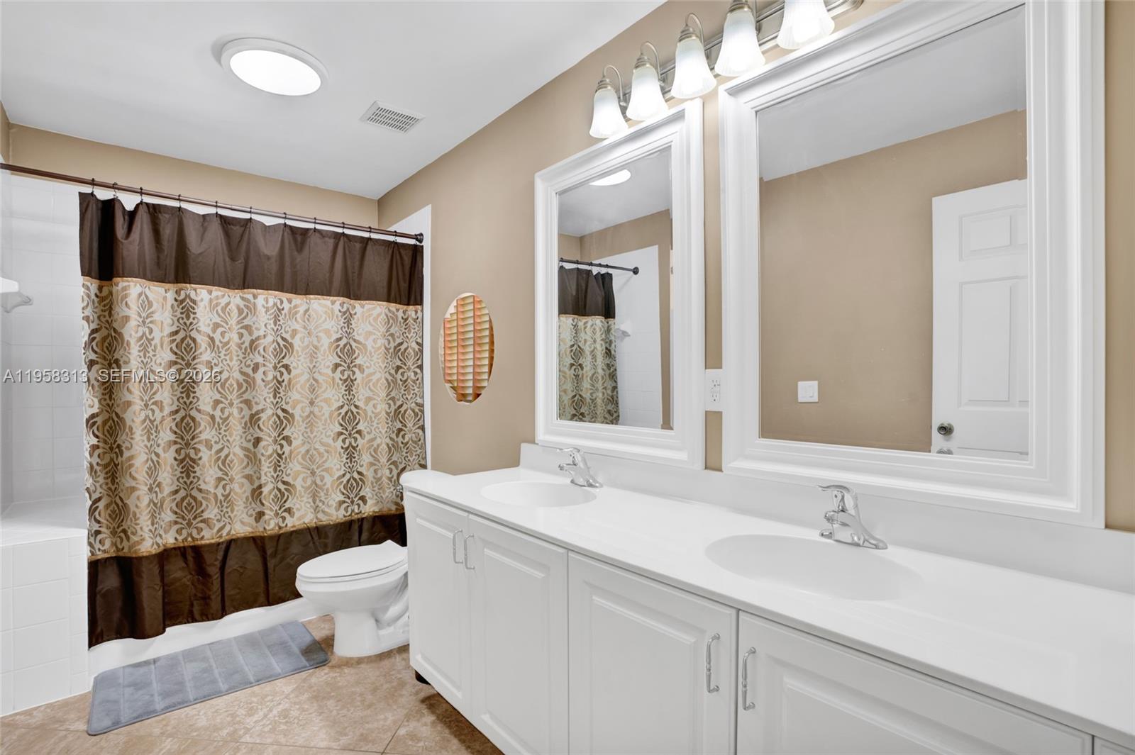 SILVER FALLS - Residential