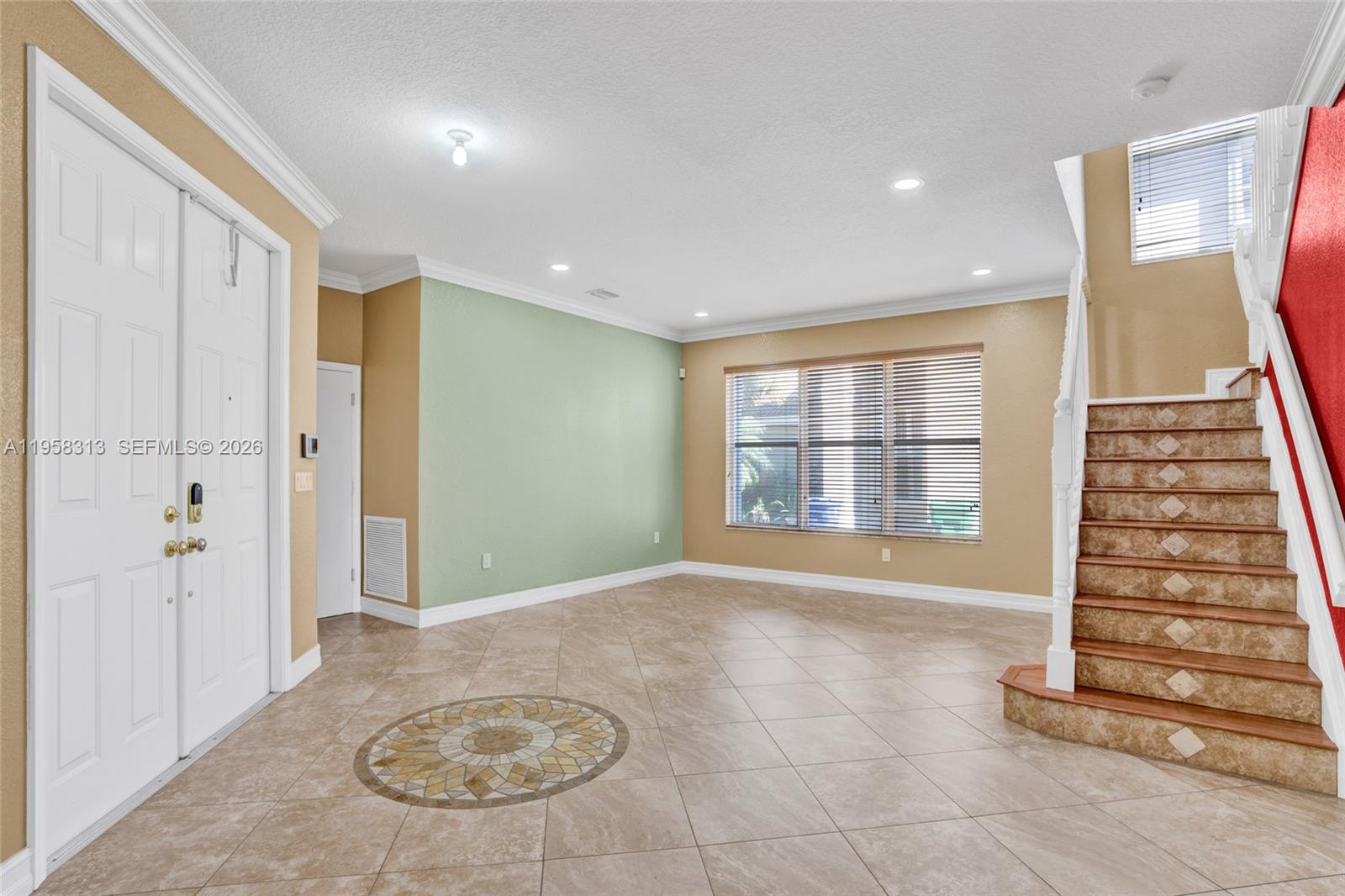 SILVER FALLS - Residential