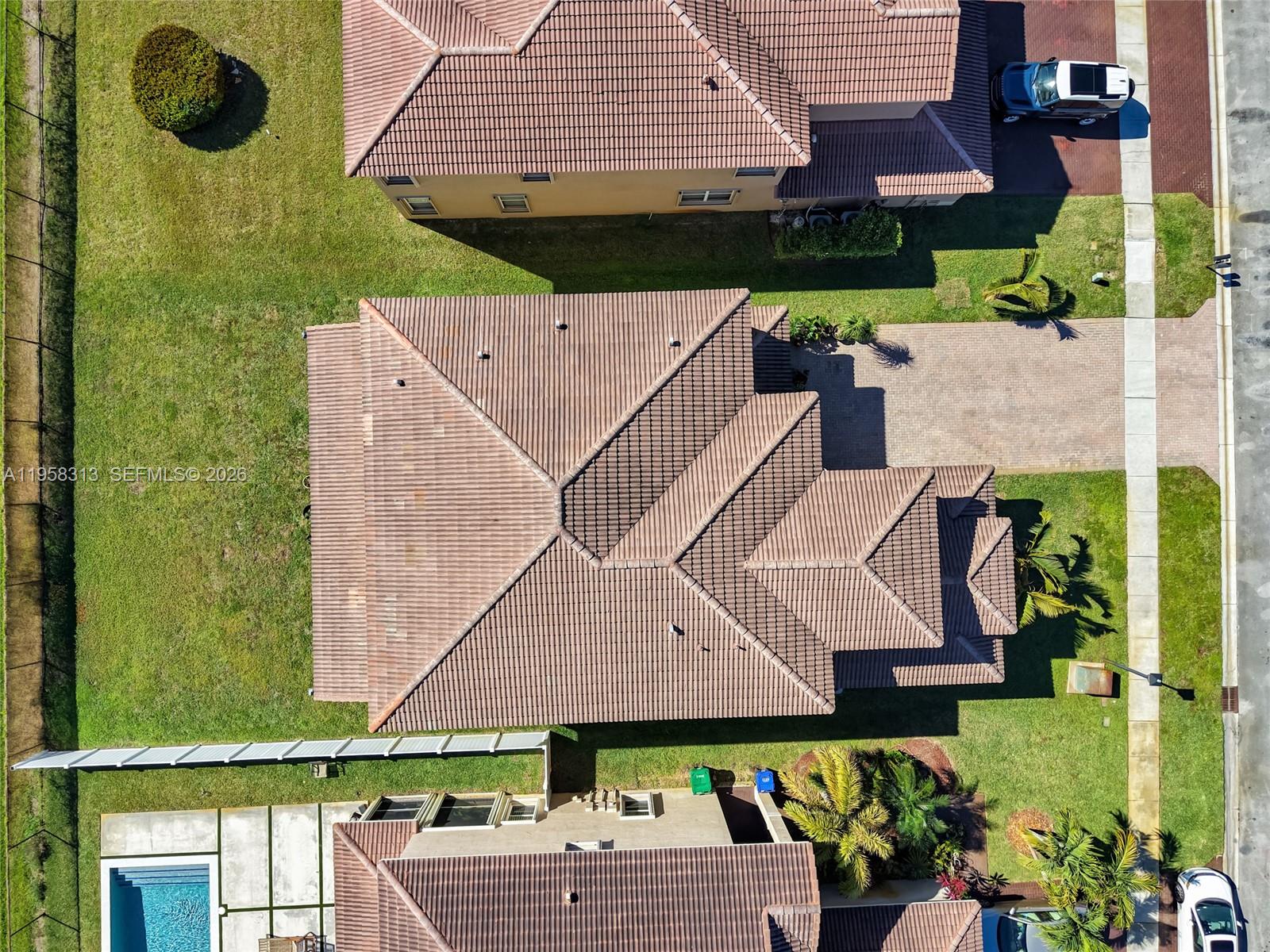 SILVER FALLS - Residential