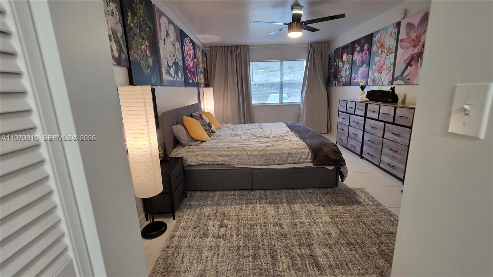 GARDEN LAKES OF INVERRARY - Residential