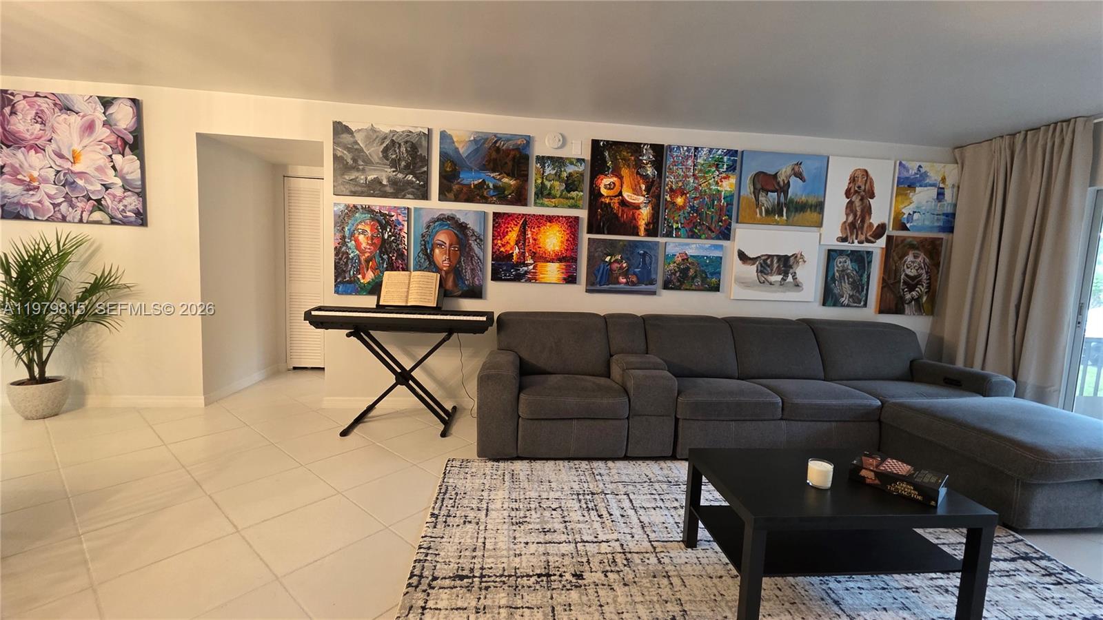 GARDEN LAKES OF INVERRARY - Residential