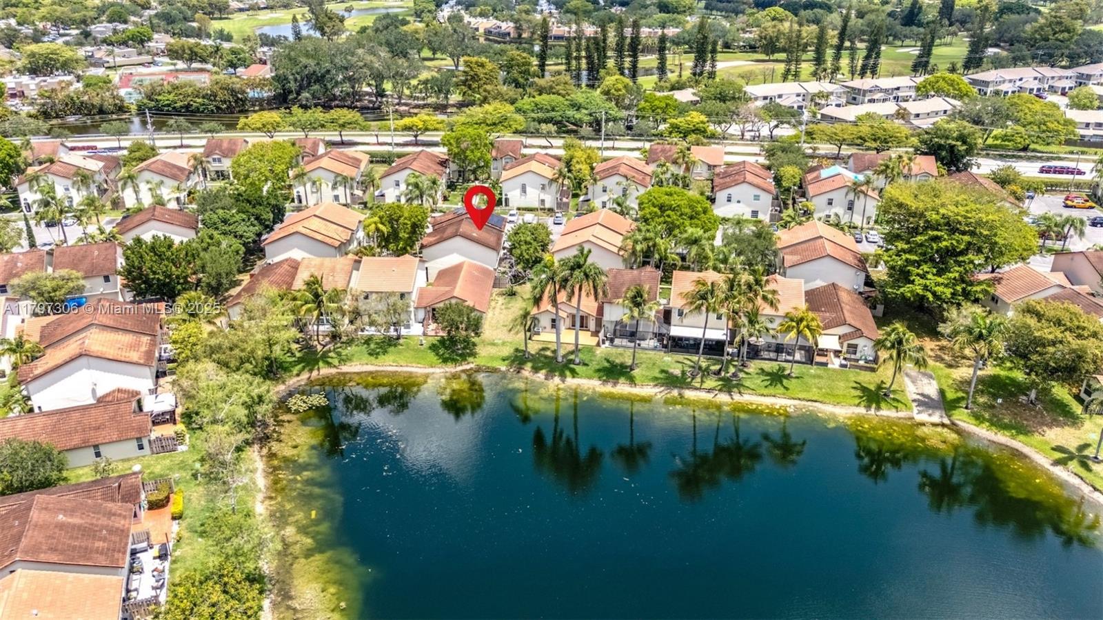 PEMBROKE POINTE - Residential