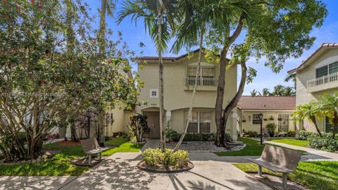 10854 NW 8th St Pembroke Pines FL 33026