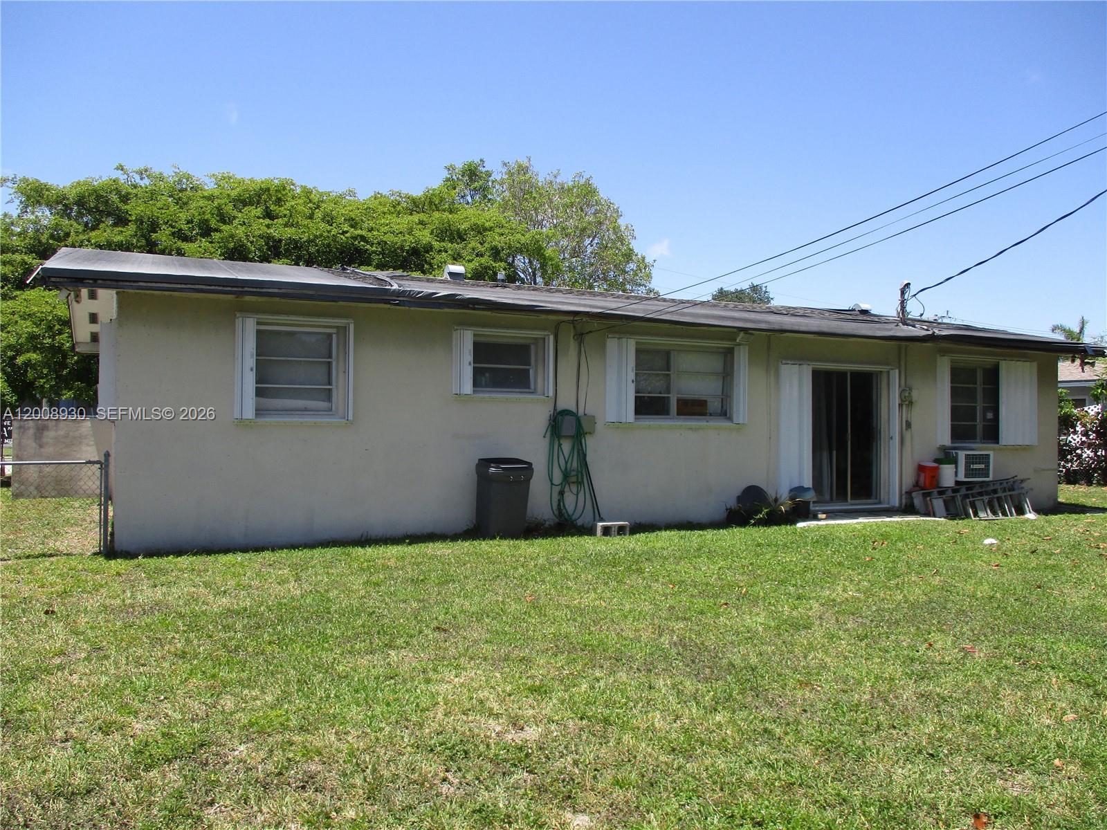 PINE TREE MANOR SEC 4 - Residential