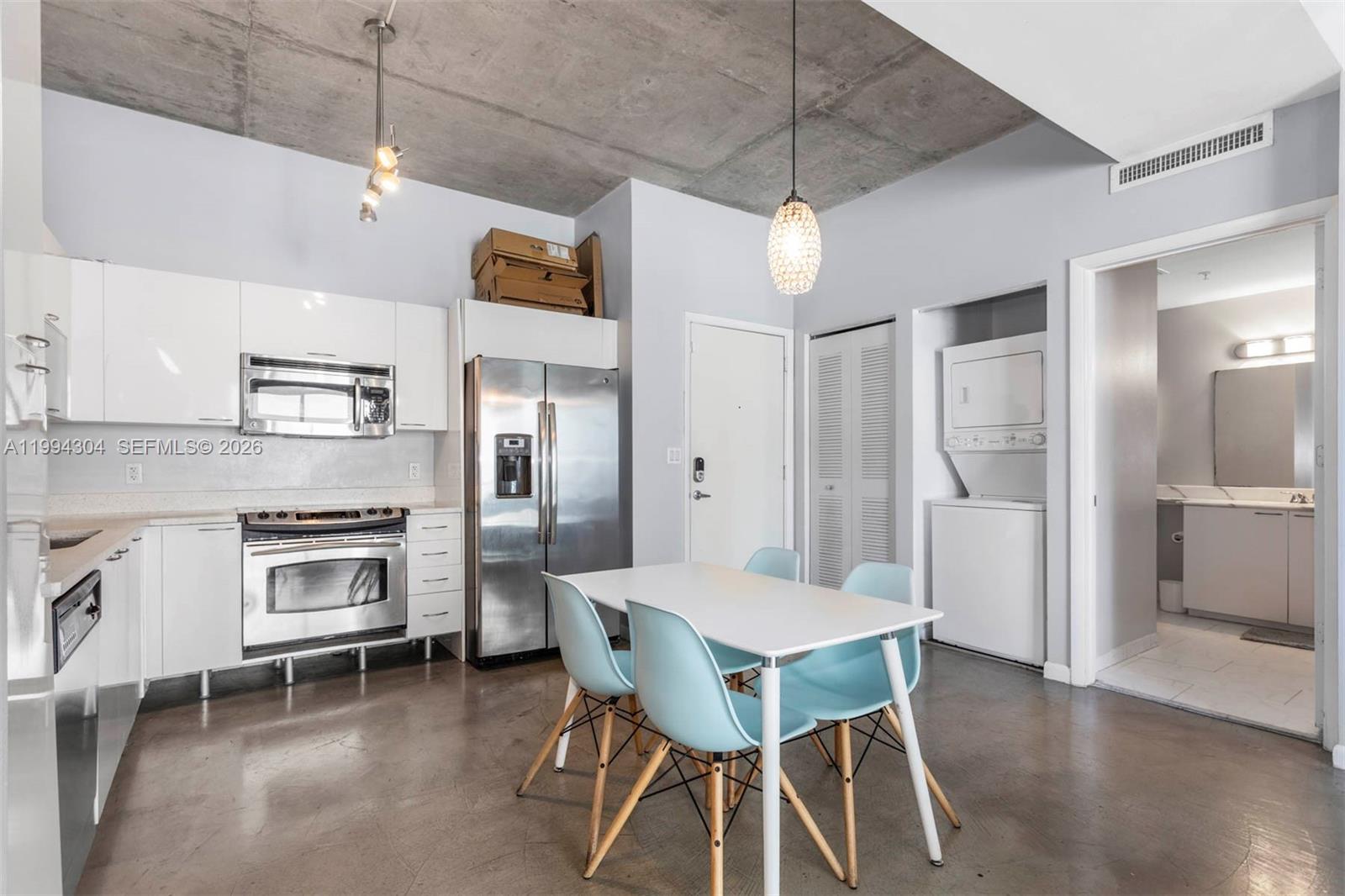 THE LOFT DOWNTOWN CONDO - Residential