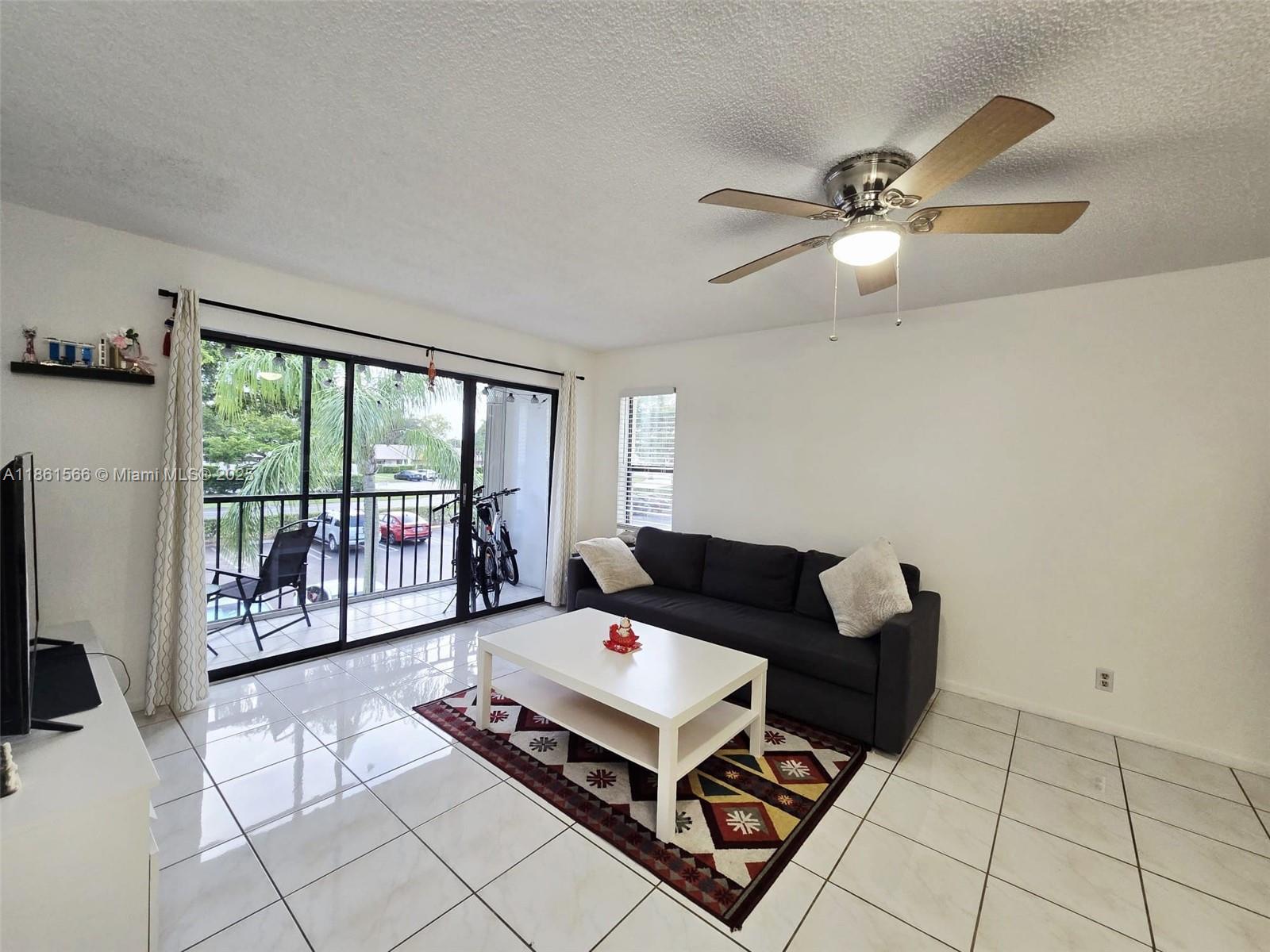 PALM CLUB VILLAGE II COND - Residential Lease