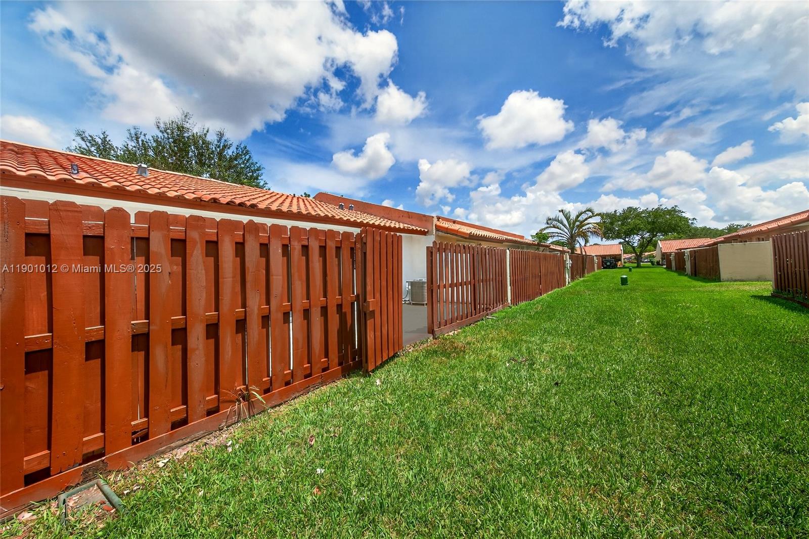 FOREST LAKE - Residential