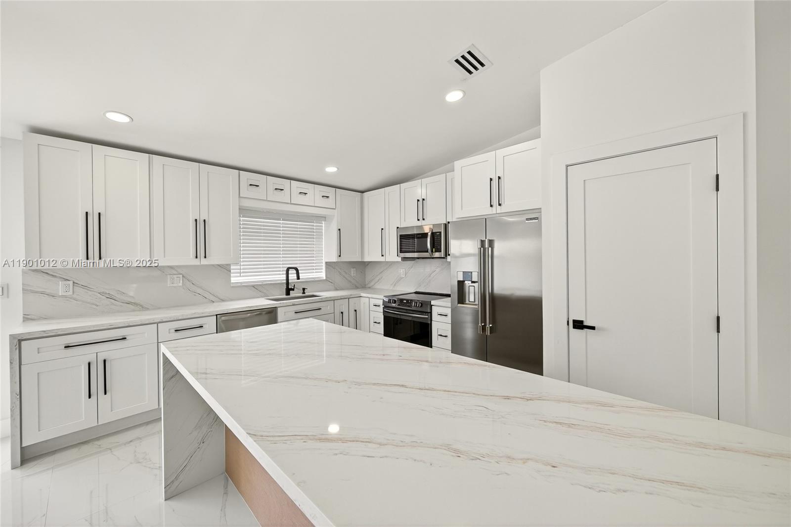 FOREST LAKE - Residential