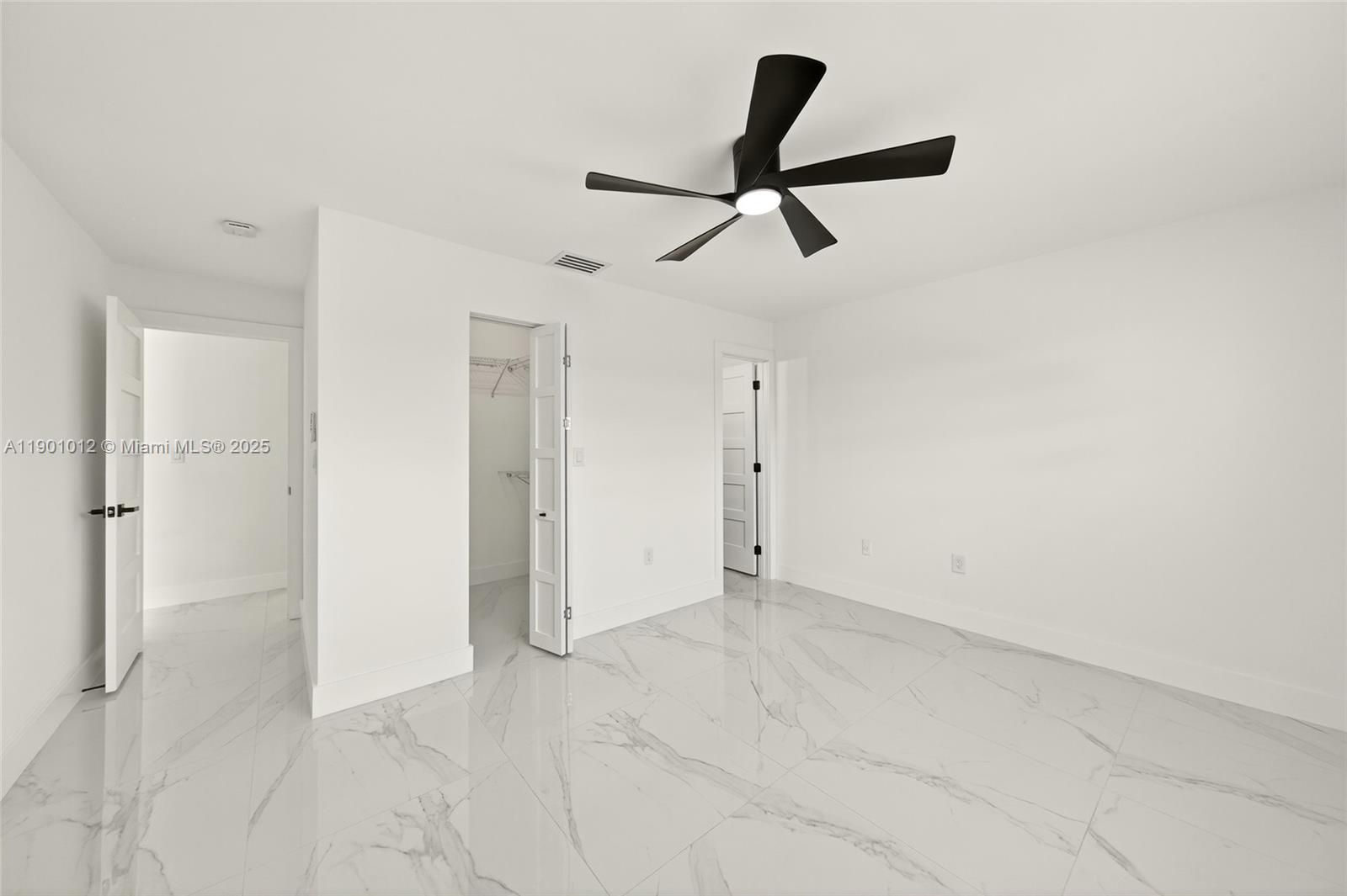 FOREST LAKE - Residential