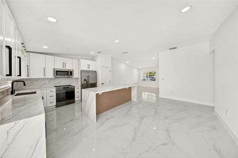 Photo of 5913 SW 112th Ter, Cooper City, FL 33330 (MLS # A11901012)