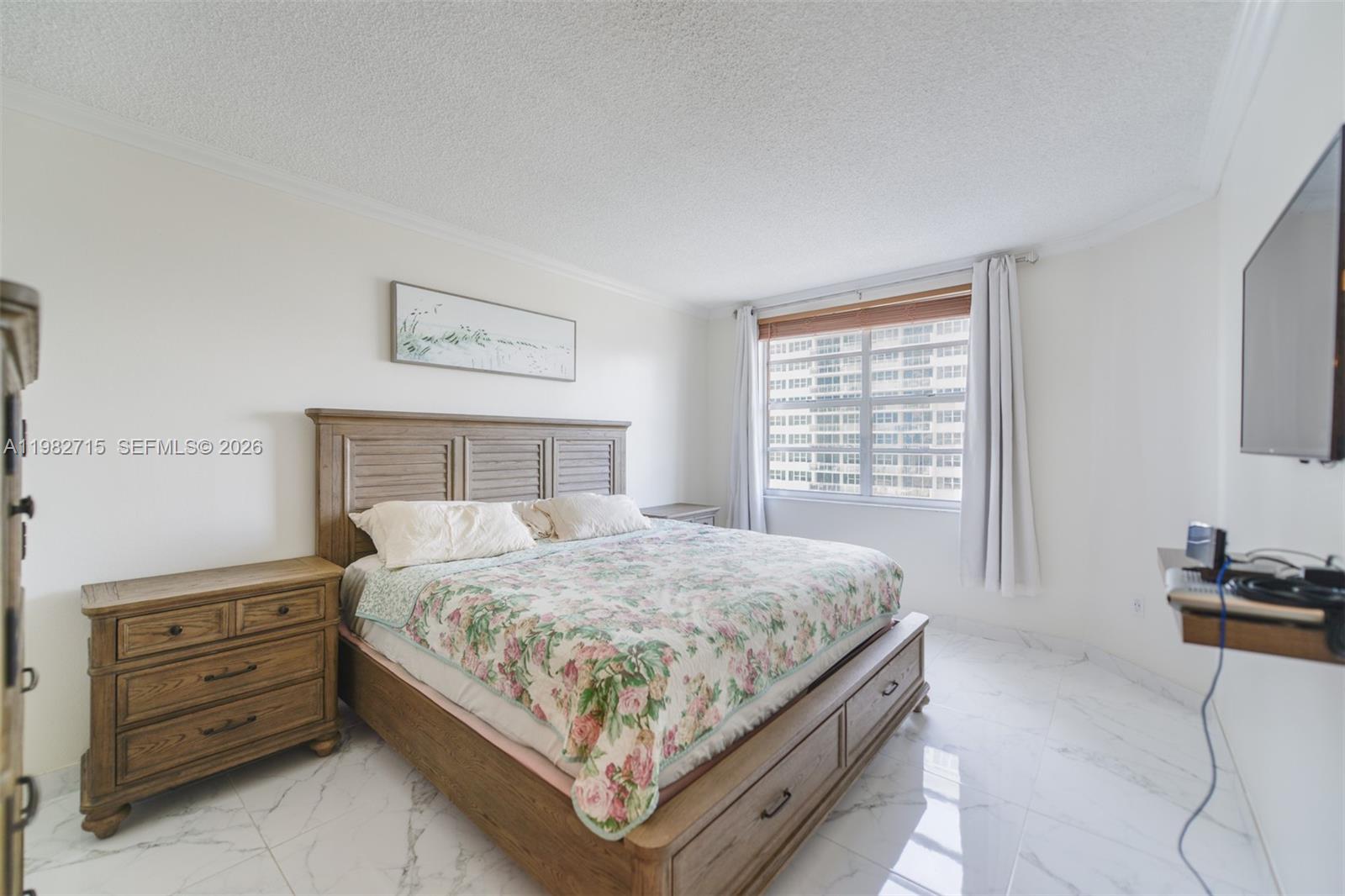 HEMISPHERES CONDO - Residential