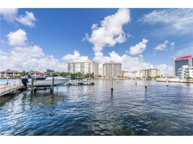 OCEAN MARINE YACHT CLUB C - Residential Lease