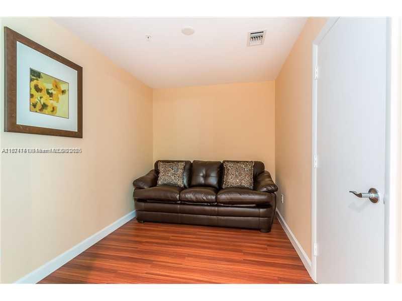 OCEAN MARINE YACHT CLUB C - Residential Lease