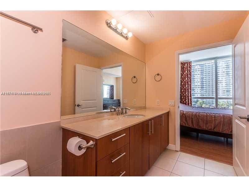 OCEAN MARINE YACHT CLUB C - Residential Lease