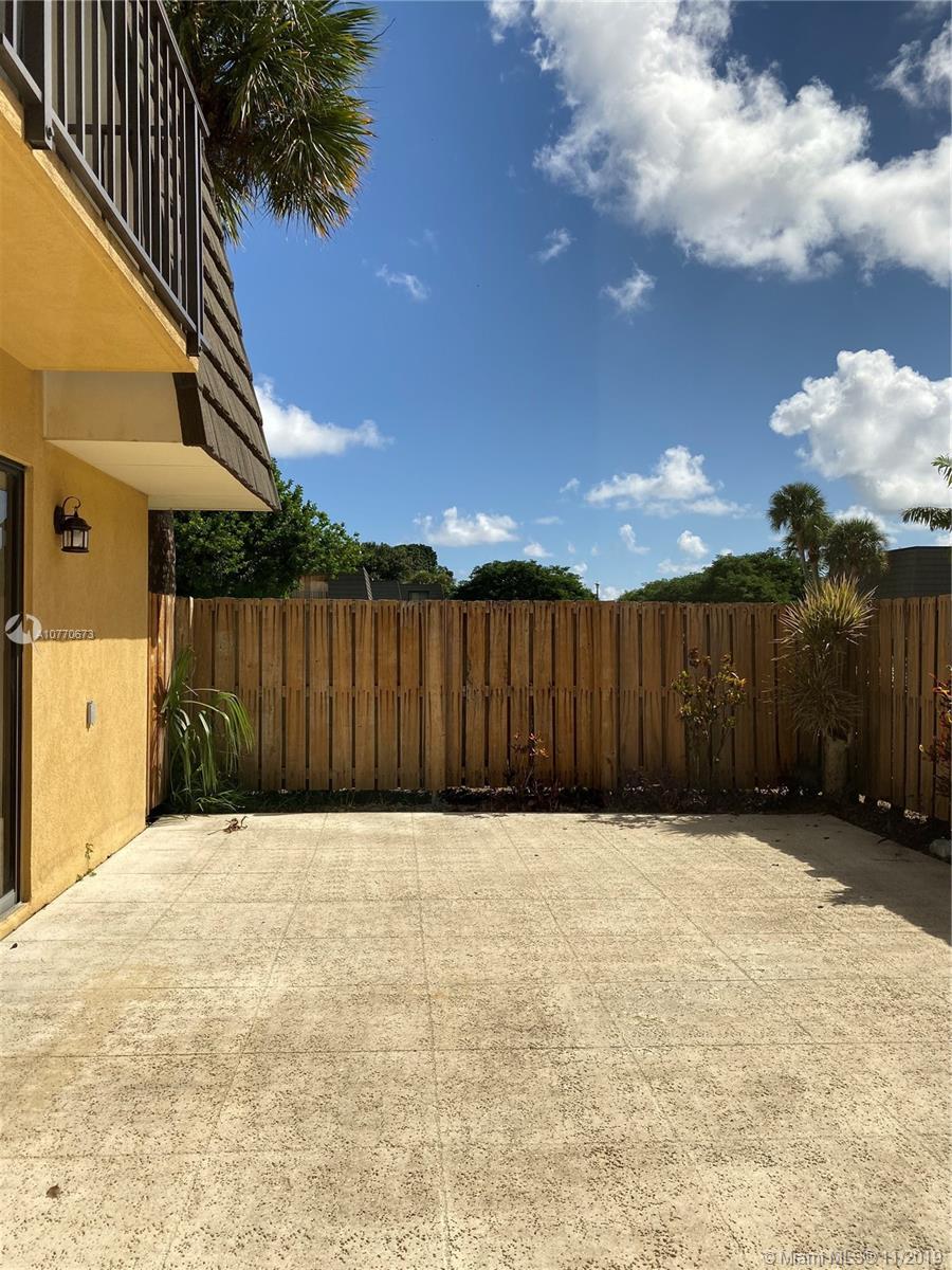 VILLAGE OF SANDALWOOD LAK - Residential