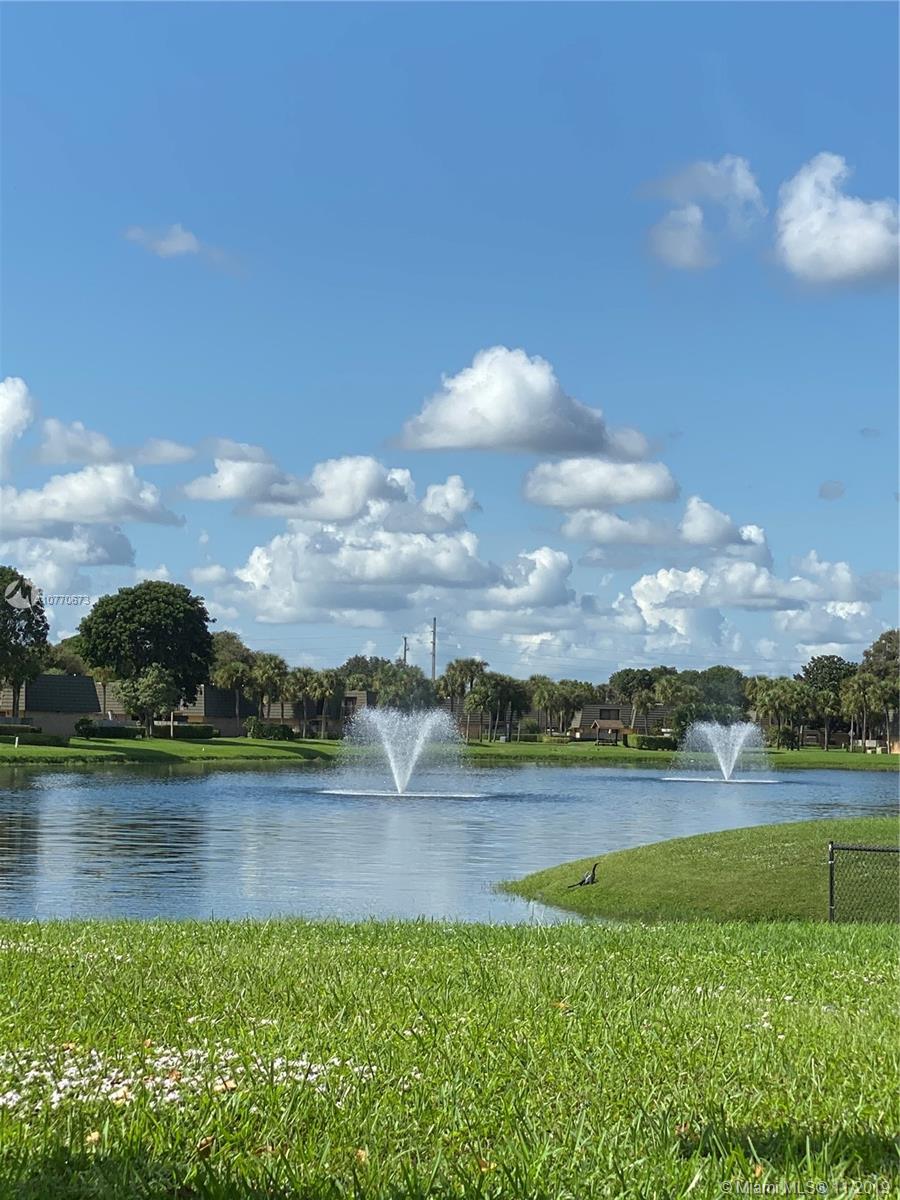 VILLAGE OF SANDALWOOD LAK - Residential