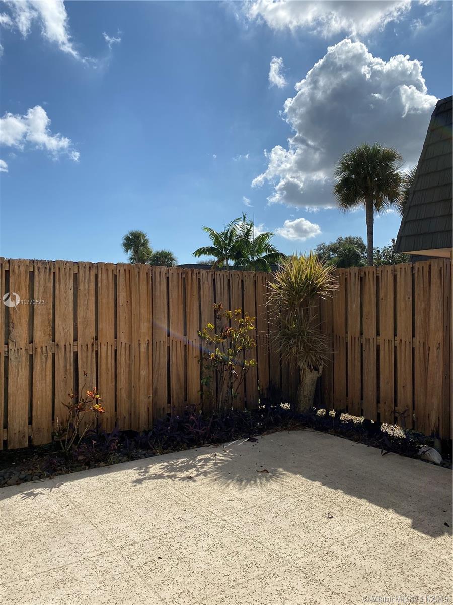 VILLAGE OF SANDALWOOD LAK - Residential