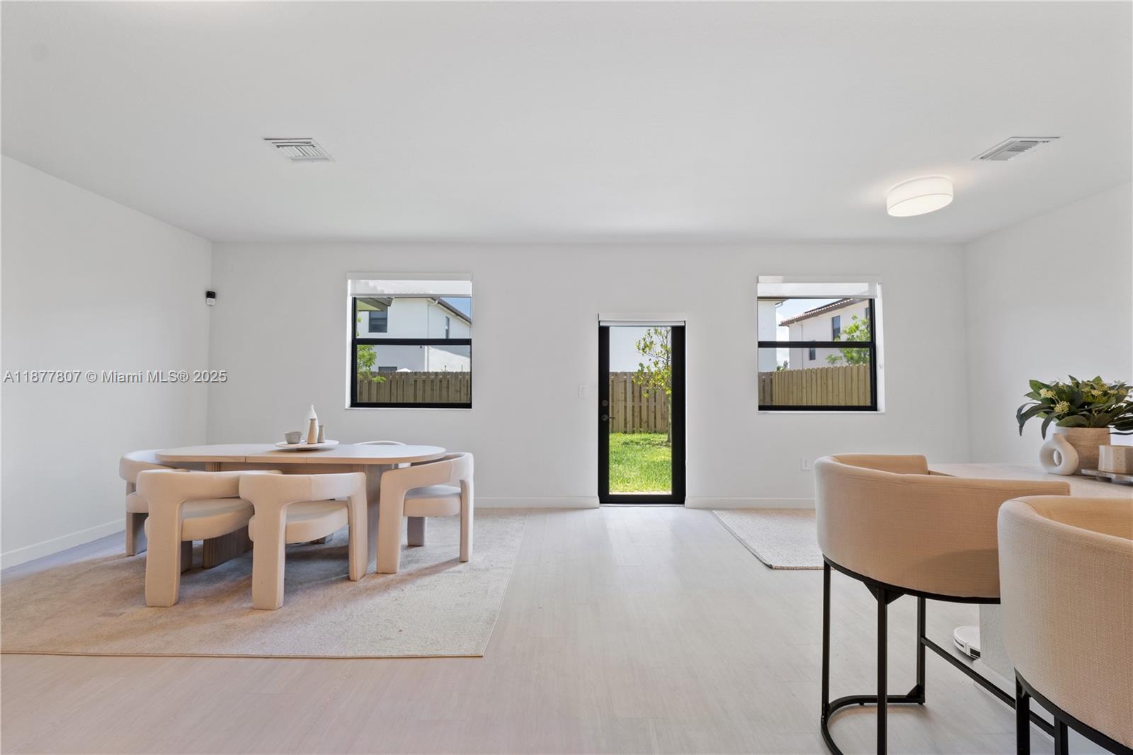 ESTATES AT SILVER PALM - Residential