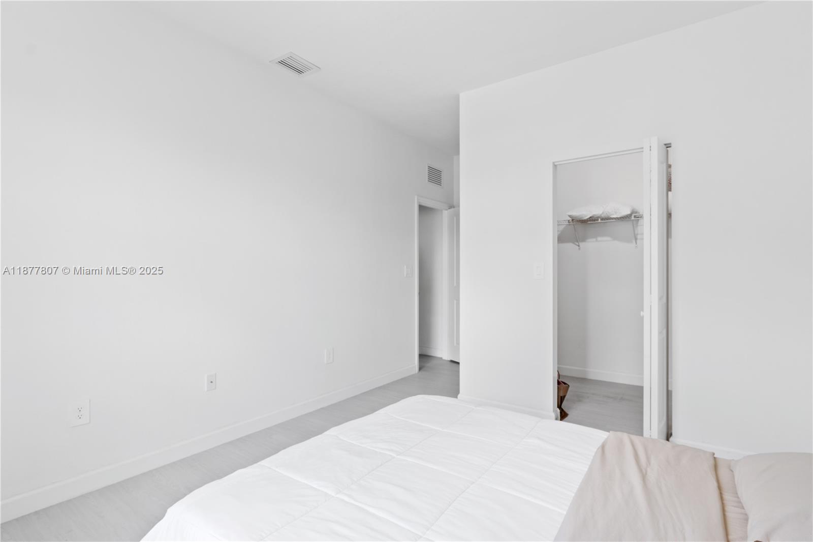 ESTATES AT SILVER PALM - Residential