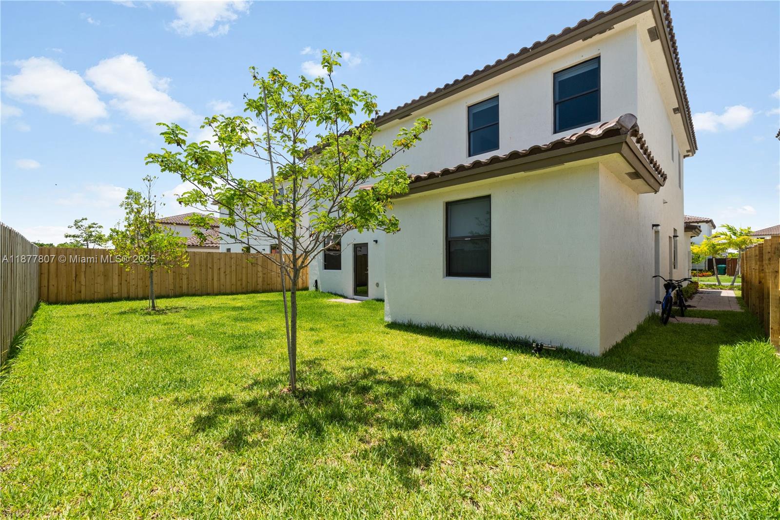 ESTATES AT SILVER PALM - Residential