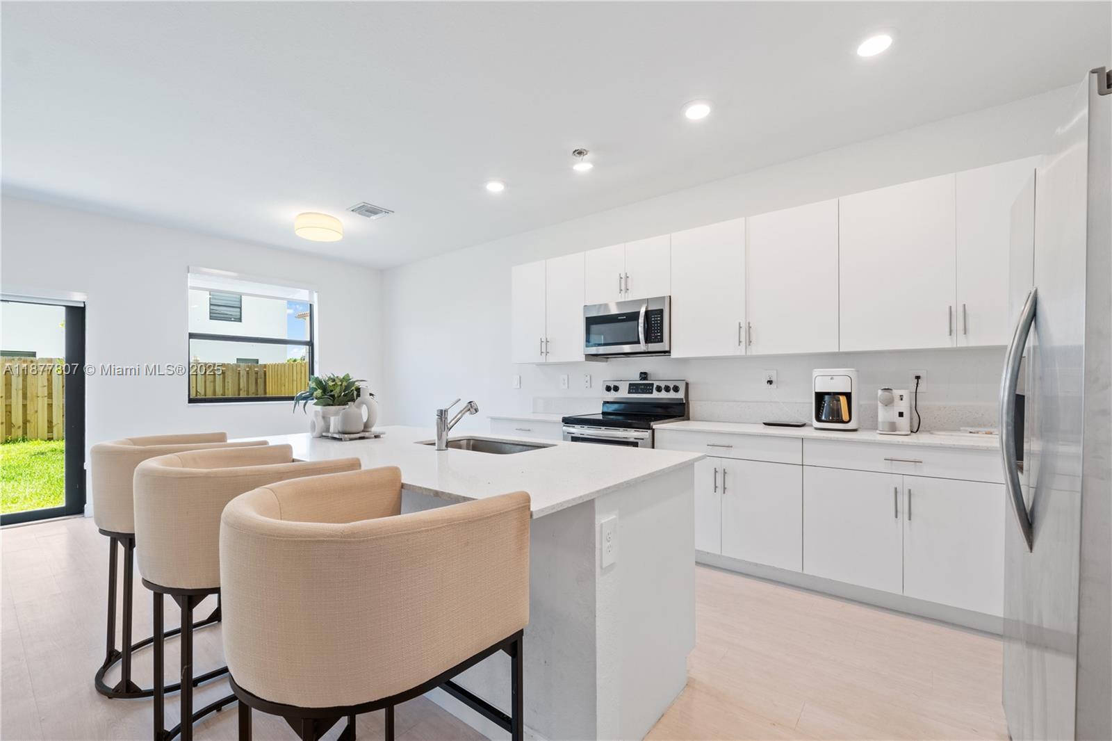 ESTATES AT SILVER PALM - Residential