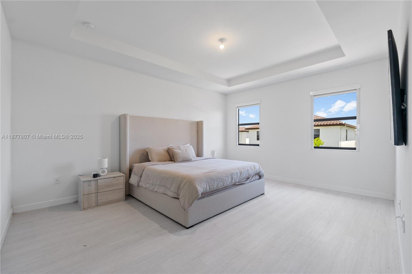 ESTATES AT SILVER PALM - Residential